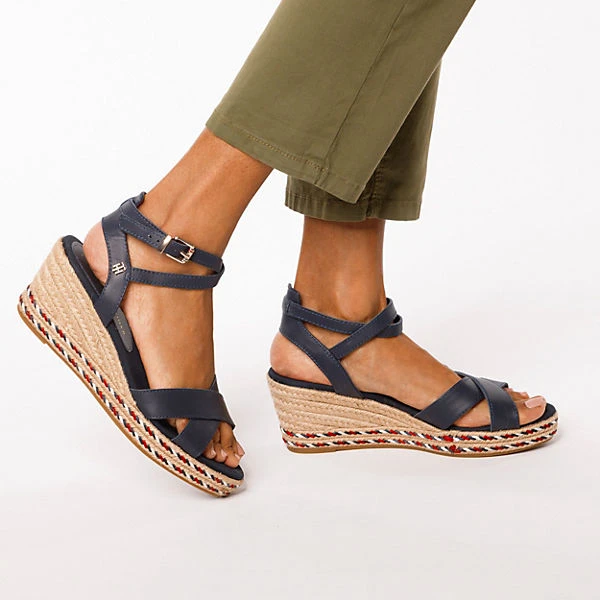 Tommy Hilfiger Keilsandaletten - Dunkelblau 4 Tommy Hilfiger Keilsandaletten - Dunkelblau – Bild 2