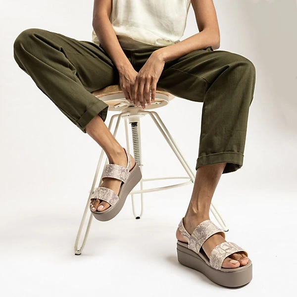 Crocs Brooklynsnakelowwdg Plateau-Sandaletten - Beige 4 Crocs Brooklynsnakelowwdg Plateau-Sandaletten - Beige – Bild 2